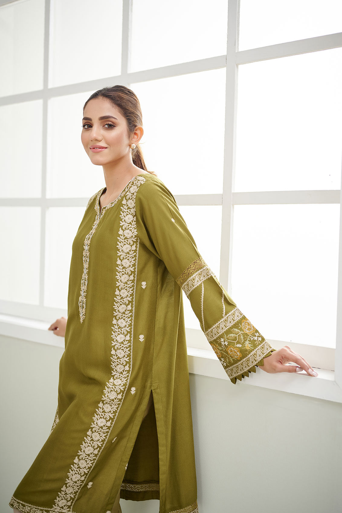 Dupatta as shown