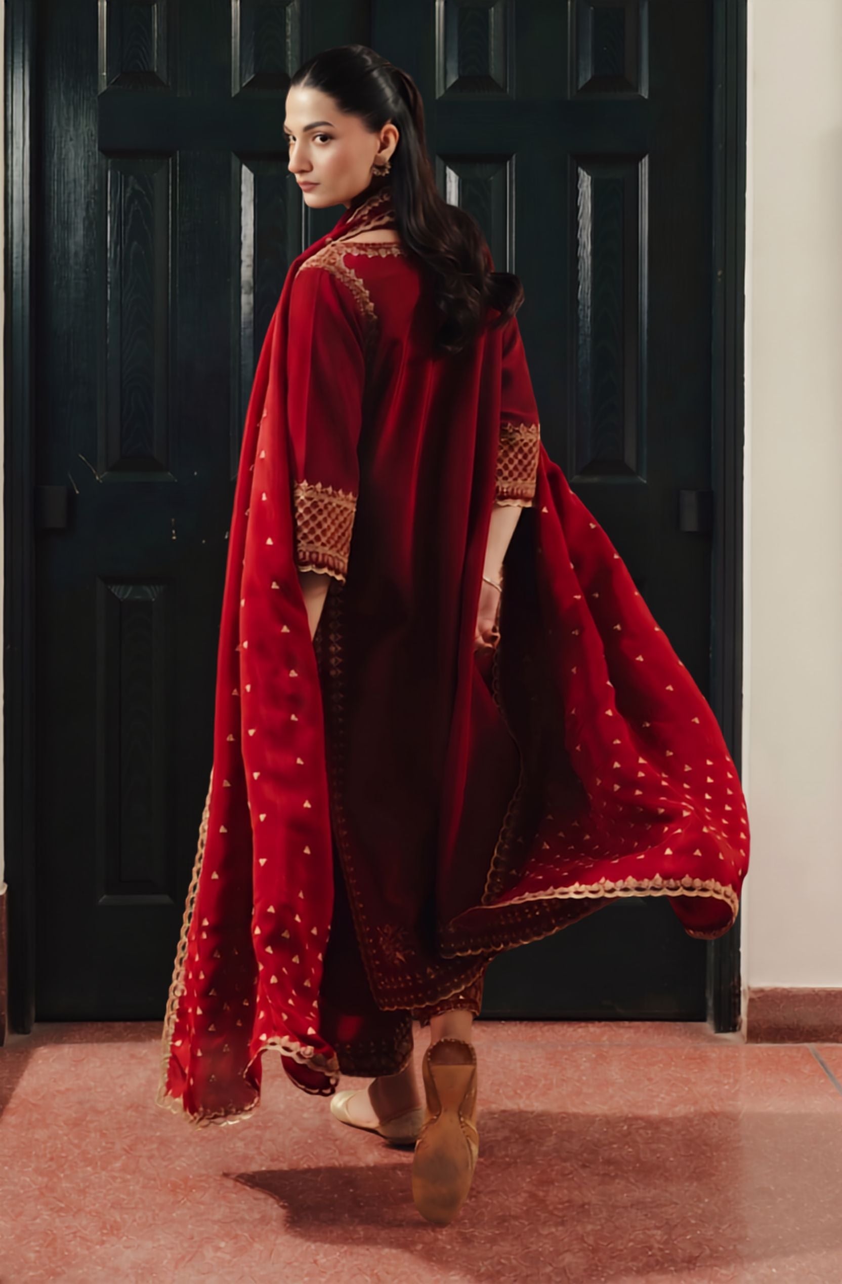 Mahroon Mehar Maroon 3 Piece Lawn Suit | MAHARANI Official