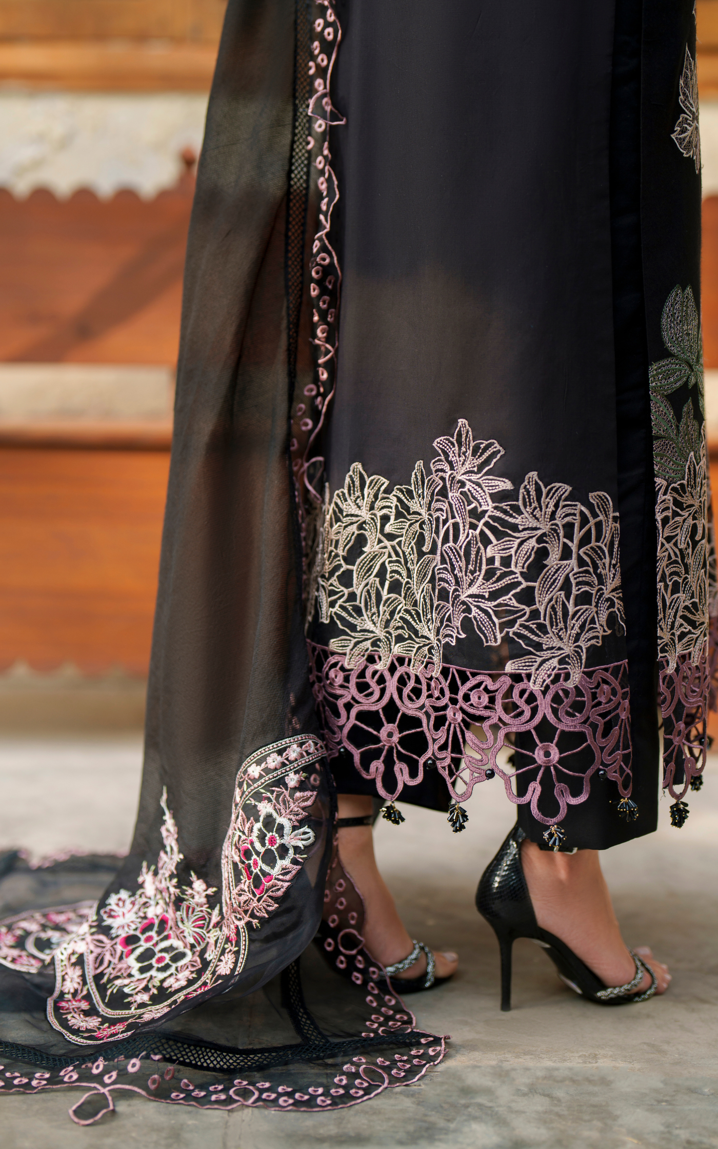 Noir Lily VUL26-01 | 3pcs Embroidered Stitched Summer