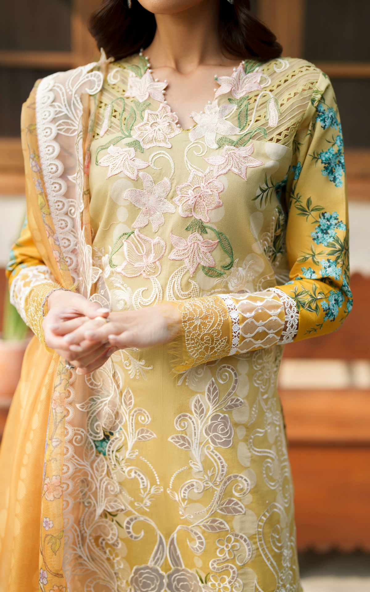 Sovereign Lace VUL26-02 | 3pcs Embroidered Stitched Summer