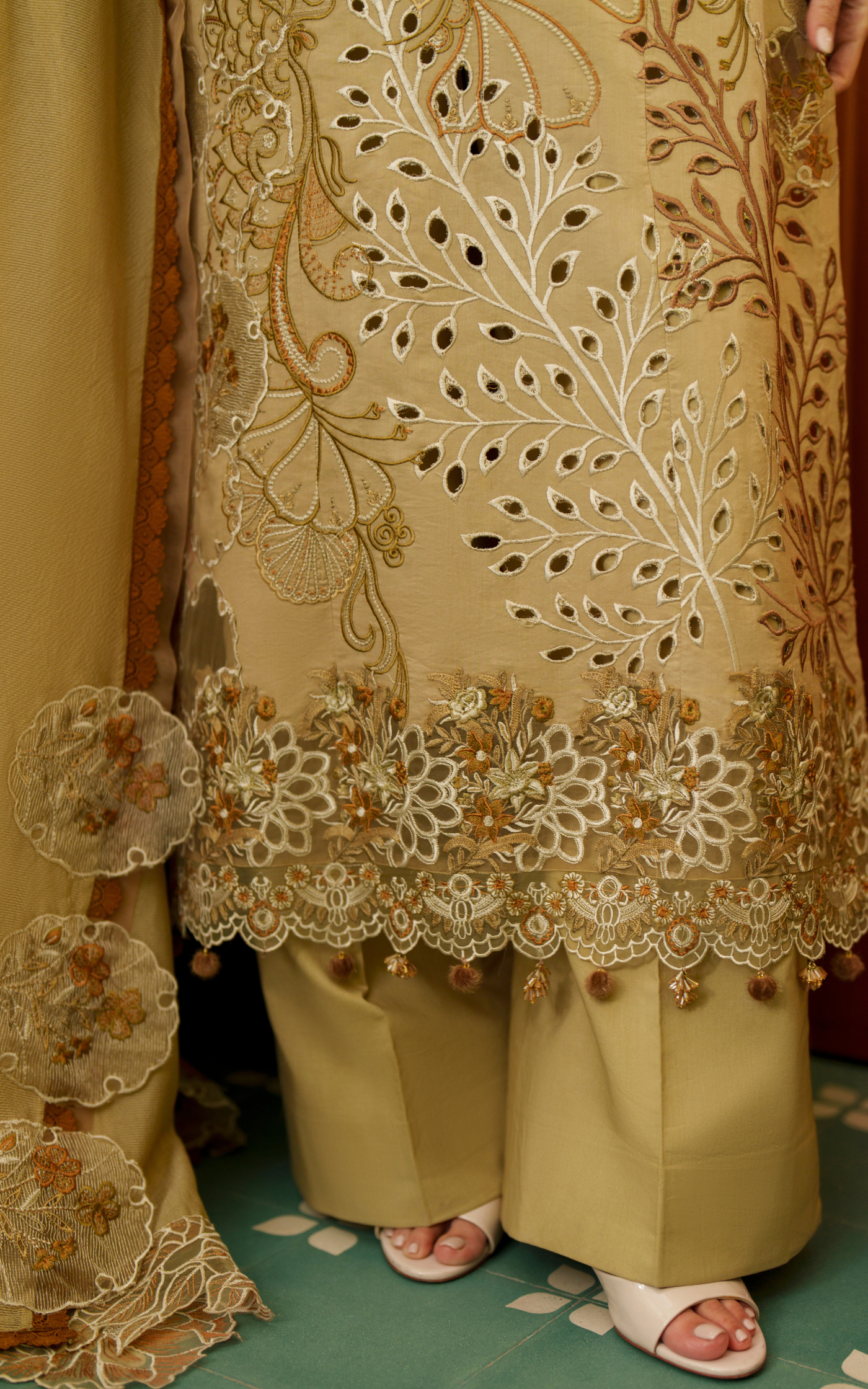 Urban Serenity VUL26-09 | 3pcs Embroidered Stitched Summer