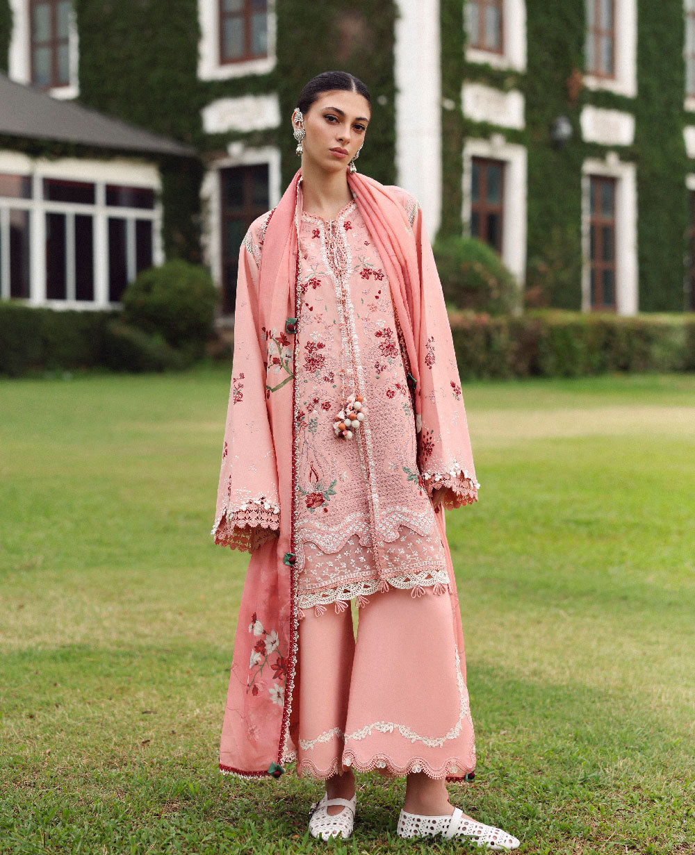 https://cdn.shopify.com/s/files/1/0264/6795/8858/files/Vayra_1.jpg?v=1778238869