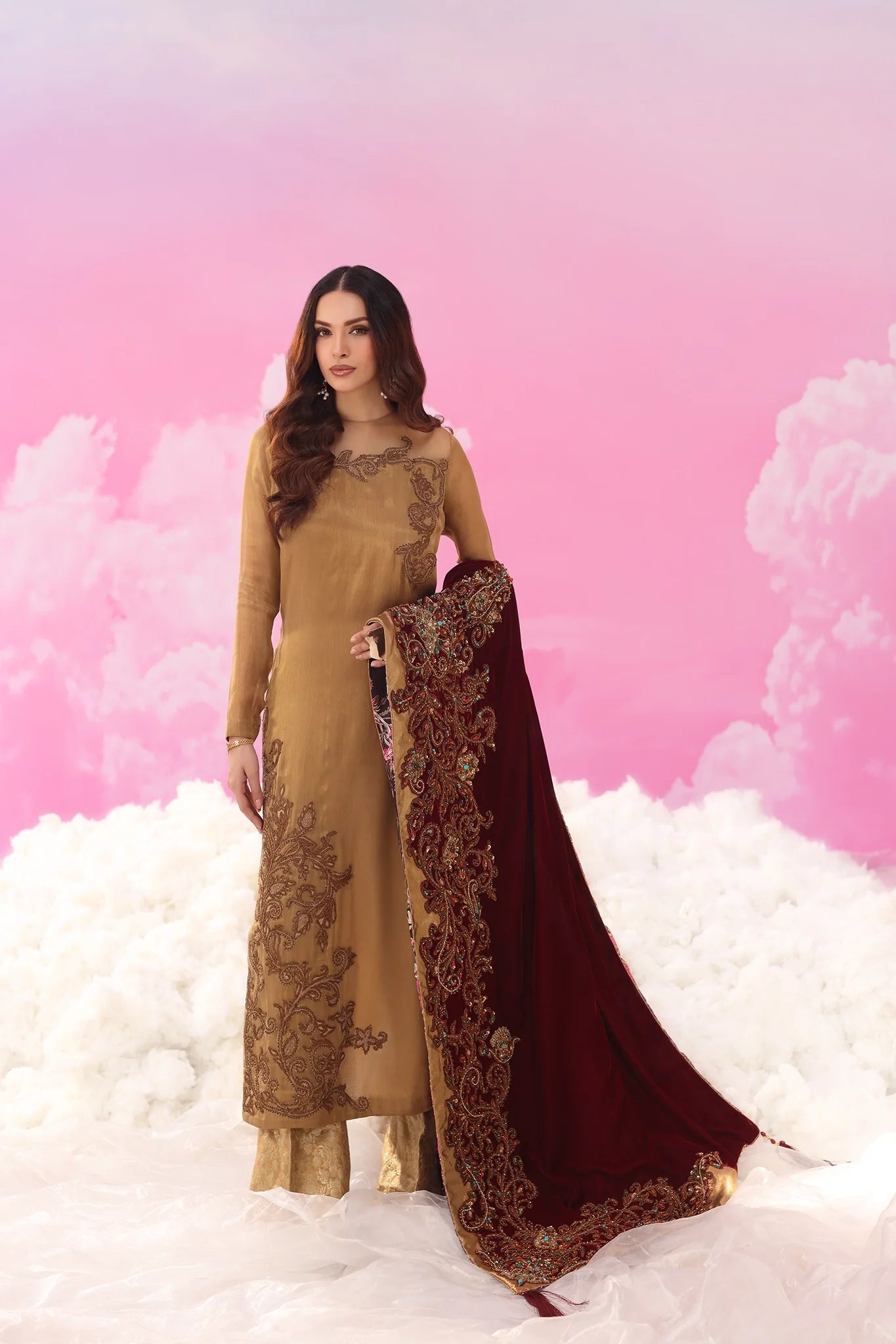 Velour Aurelia