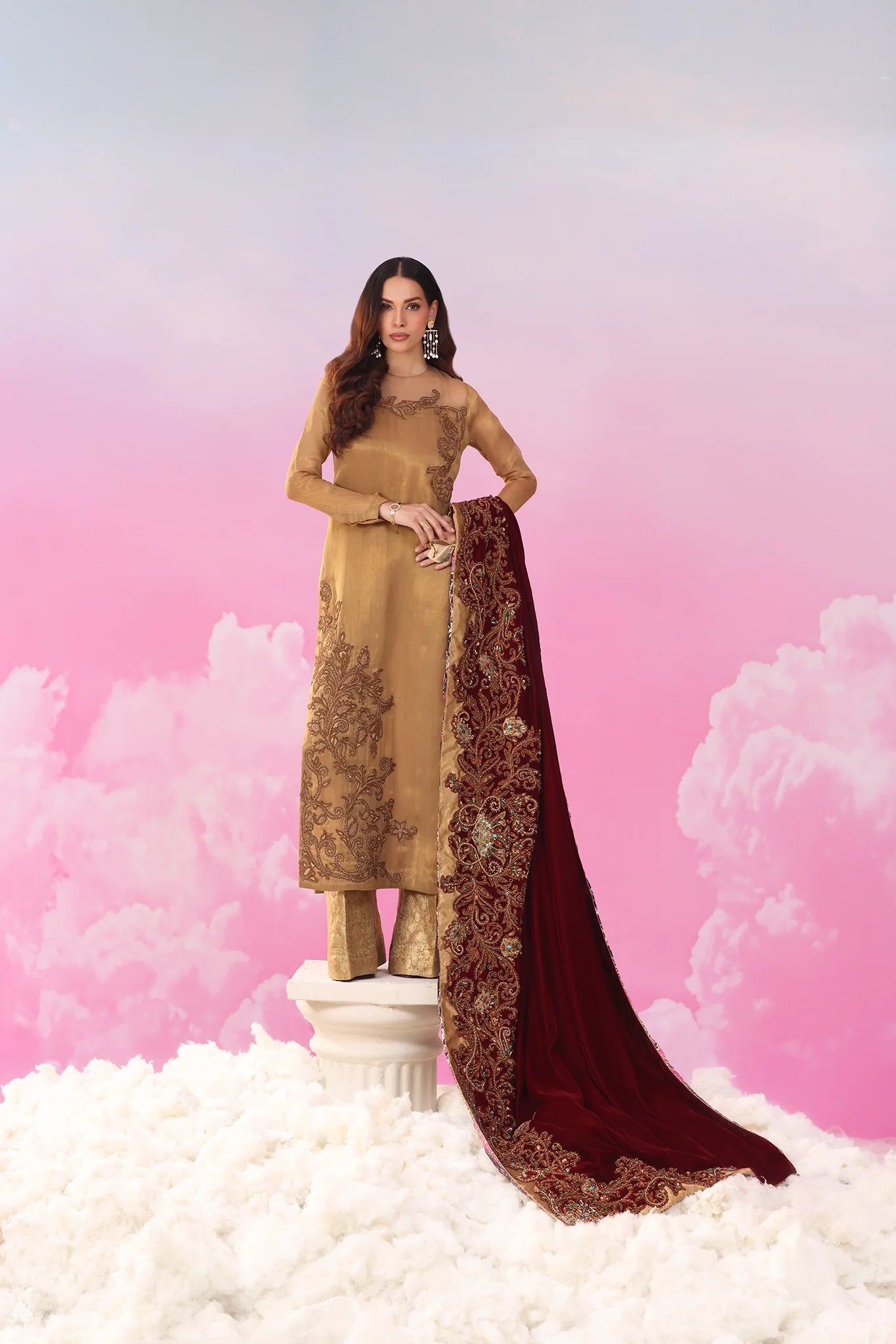 Velour Aurelia