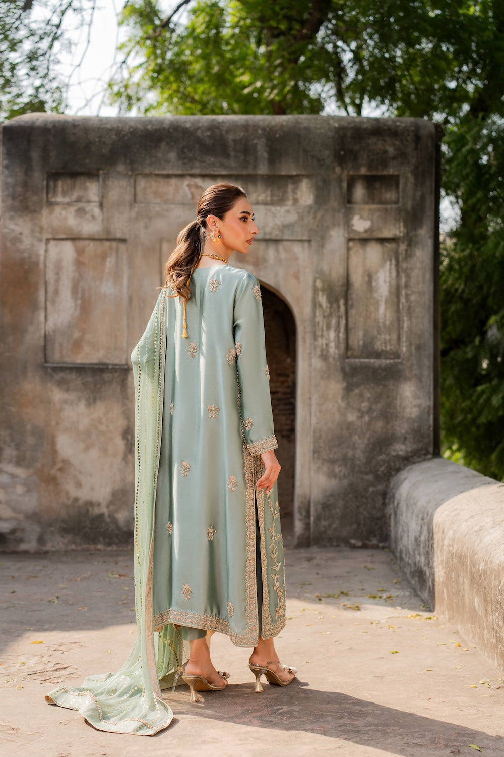 Vintage – Nayab Style