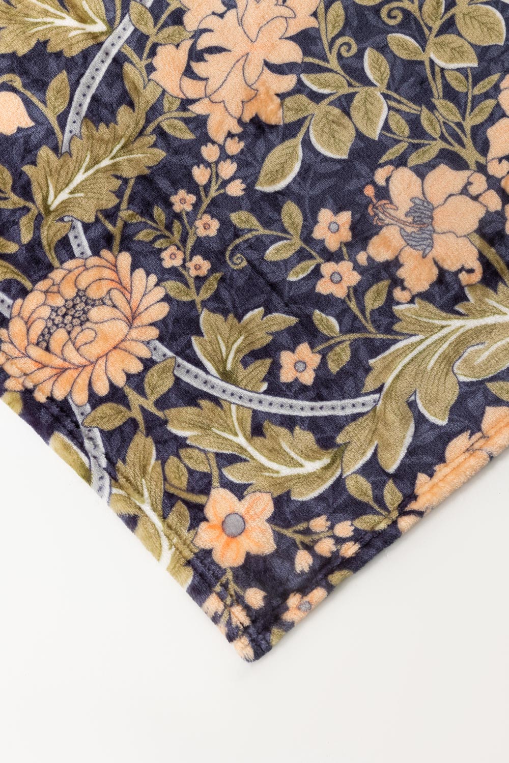 Vintage Flora Embossed Single Ply Fleece