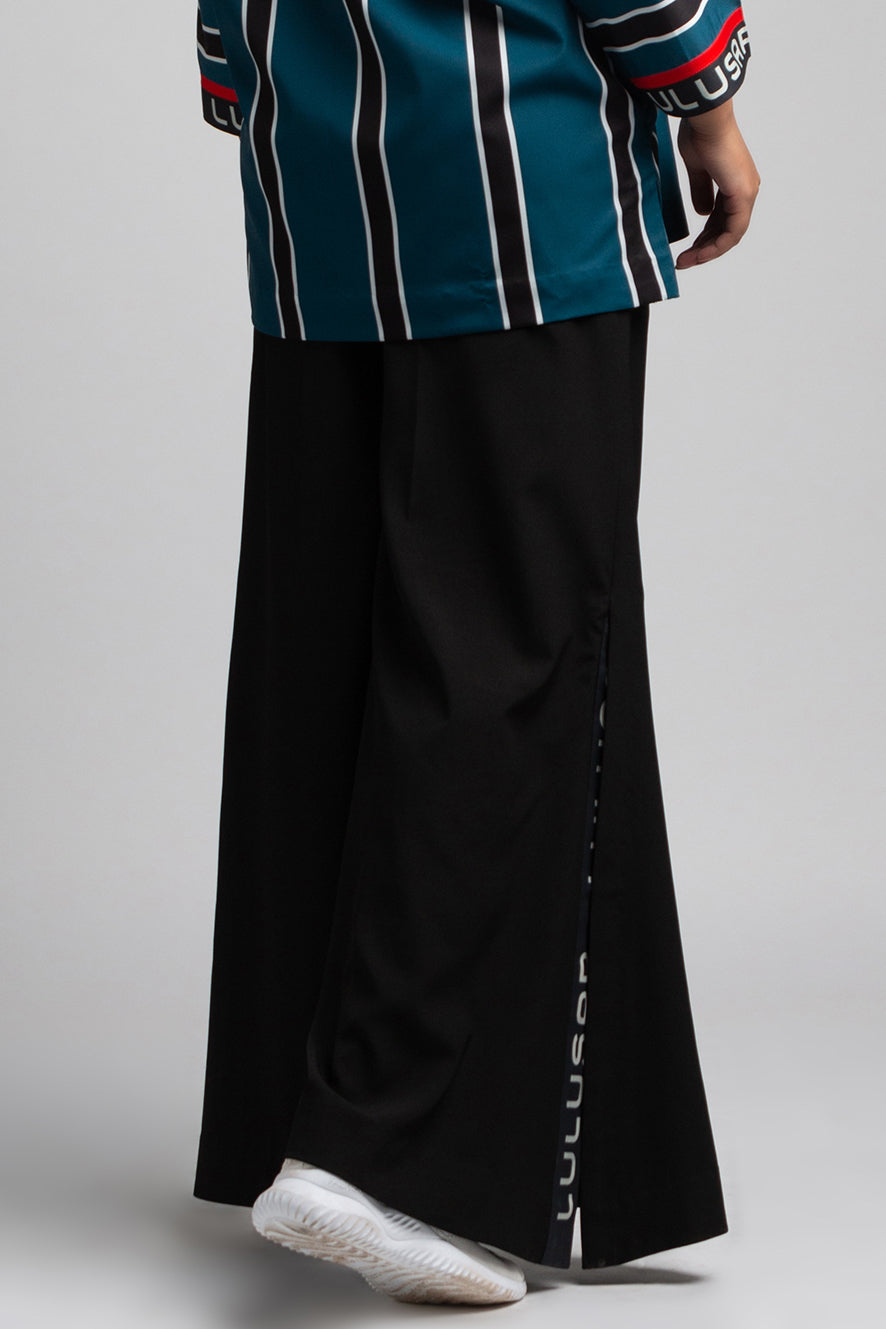 https://cdn.shopify.com/s/files/1/0611/8585/1568/products/W.FW19.026.P-2.jpg?v=1736337843