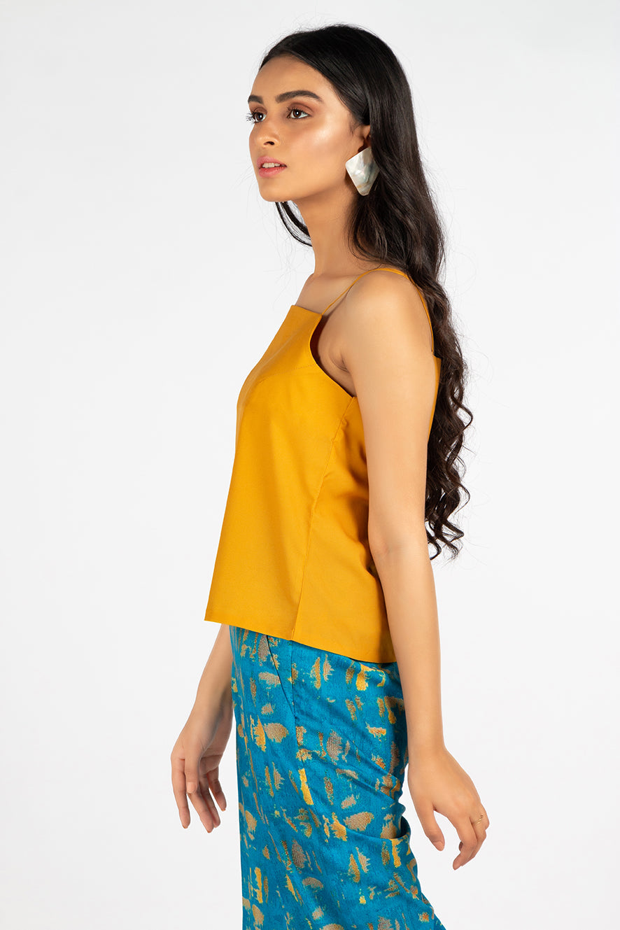 https://cdn.shopify.com/s/files/1/0611/8585/1568/files/W.FW19.084.T-2.jpg?v=1736336225