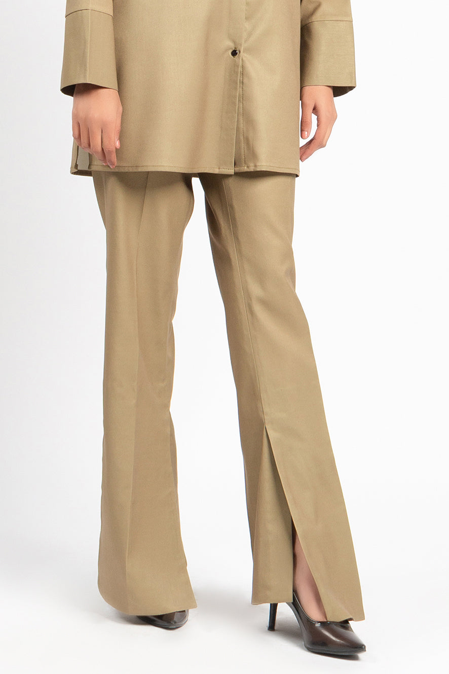 https://cdn.shopify.com/s/files/1/0611/8585/1568/products/W.FW21.035.P-1.jpg?v=1736337818
