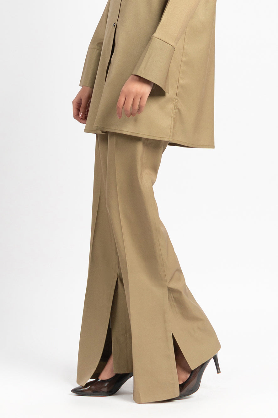 https://cdn.shopify.com/s/files/1/0611/8585/1568/products/W.FW21.035.P-2.jpg?v=1736337818