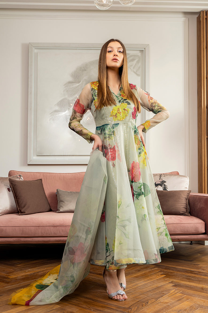 https://cdn.shopify.com/s/files/1/0611/8585/1568/products/W.FW21.108.T-1.jpg?v=1736337394