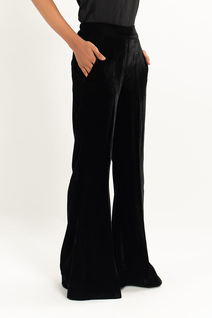 https://cdn.shopify.com/s/files/1/0611/8585/1568/products/W.FW21.300.P-2.jpg?v=1736337656