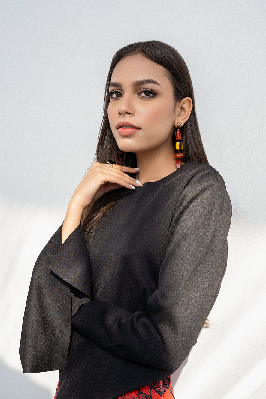 https://cdn.shopify.com/s/files/1/0611/8585/1568/products/W.FW21.401.T-2.jpg?v=1736337964