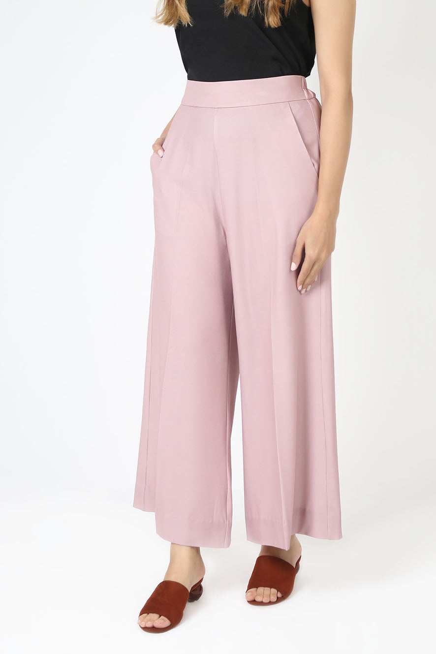 https://cdn.shopify.com/s/files/1/0611/8585/1568/products/W.FW22.003.P-3.jpg?v=1736338508