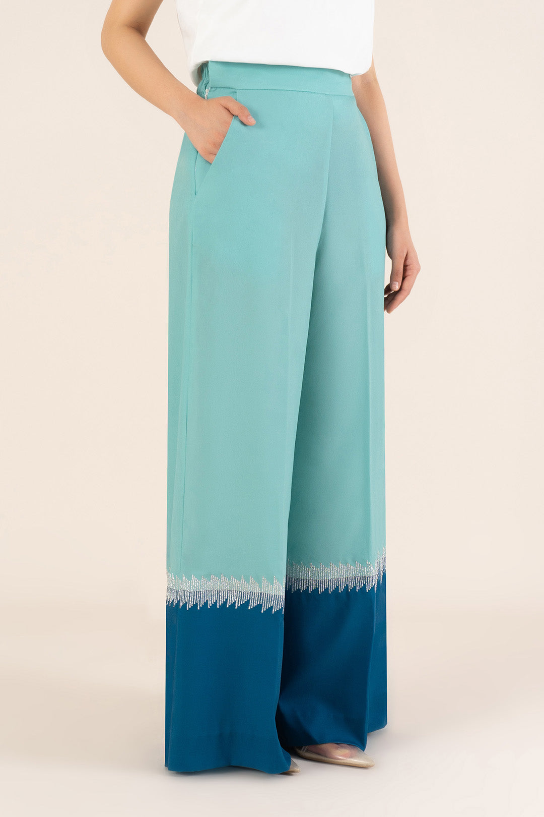 https://cdn.shopify.com/s/files/1/0611/8585/1568/products/W.FW22.074.P-2.jpg?v=1736337387