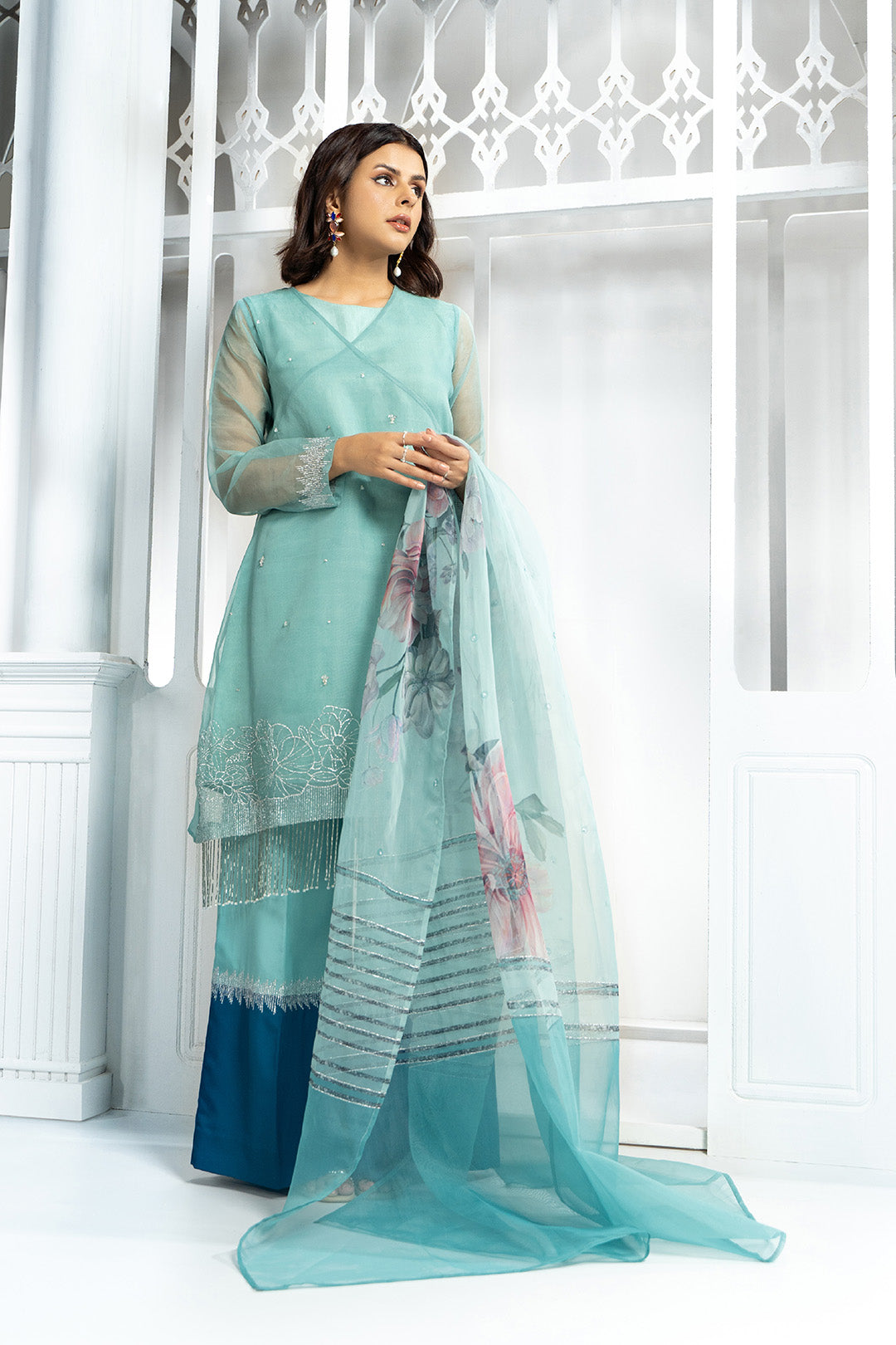 https://cdn.shopify.com/s/files/1/0611/8585/1568/products/W.FW22.085.T-3.jpg?v=1736337378