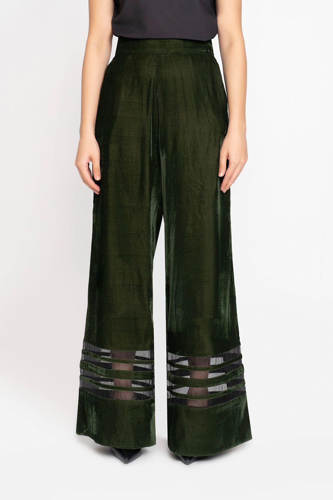 https://cdn.shopify.com/s/files/1/0611/8585/1568/products/W.FW22.110.P-3.jpg?v=1736337327
