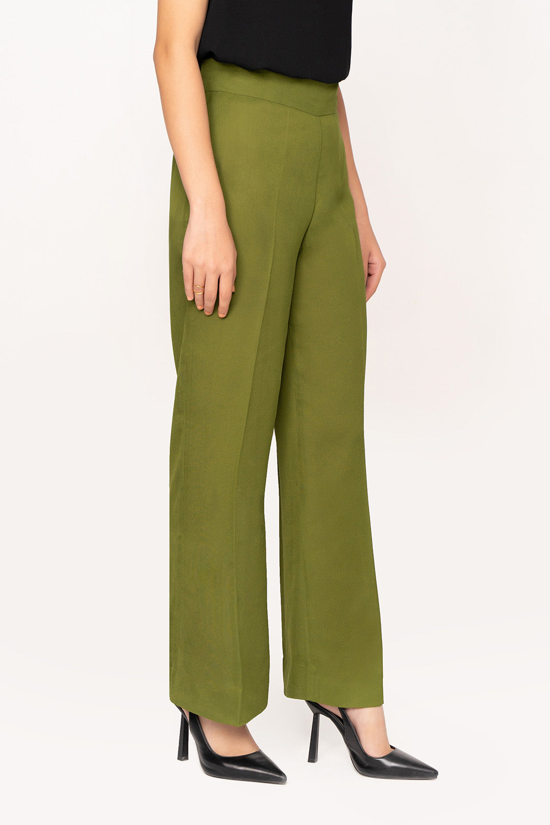 https://cdn.shopify.com/s/files/1/0611/8585/1568/products/W.FW22.176.P-1.jpg?v=1736337364
