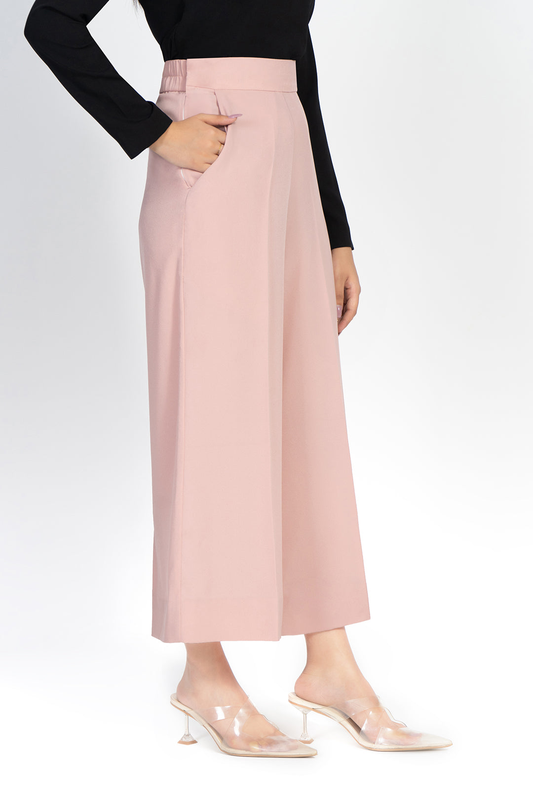 https://cdn.shopify.com/s/files/1/0611/8585/1568/products/W.FW22.190.P-2.jpg?v=1736337030