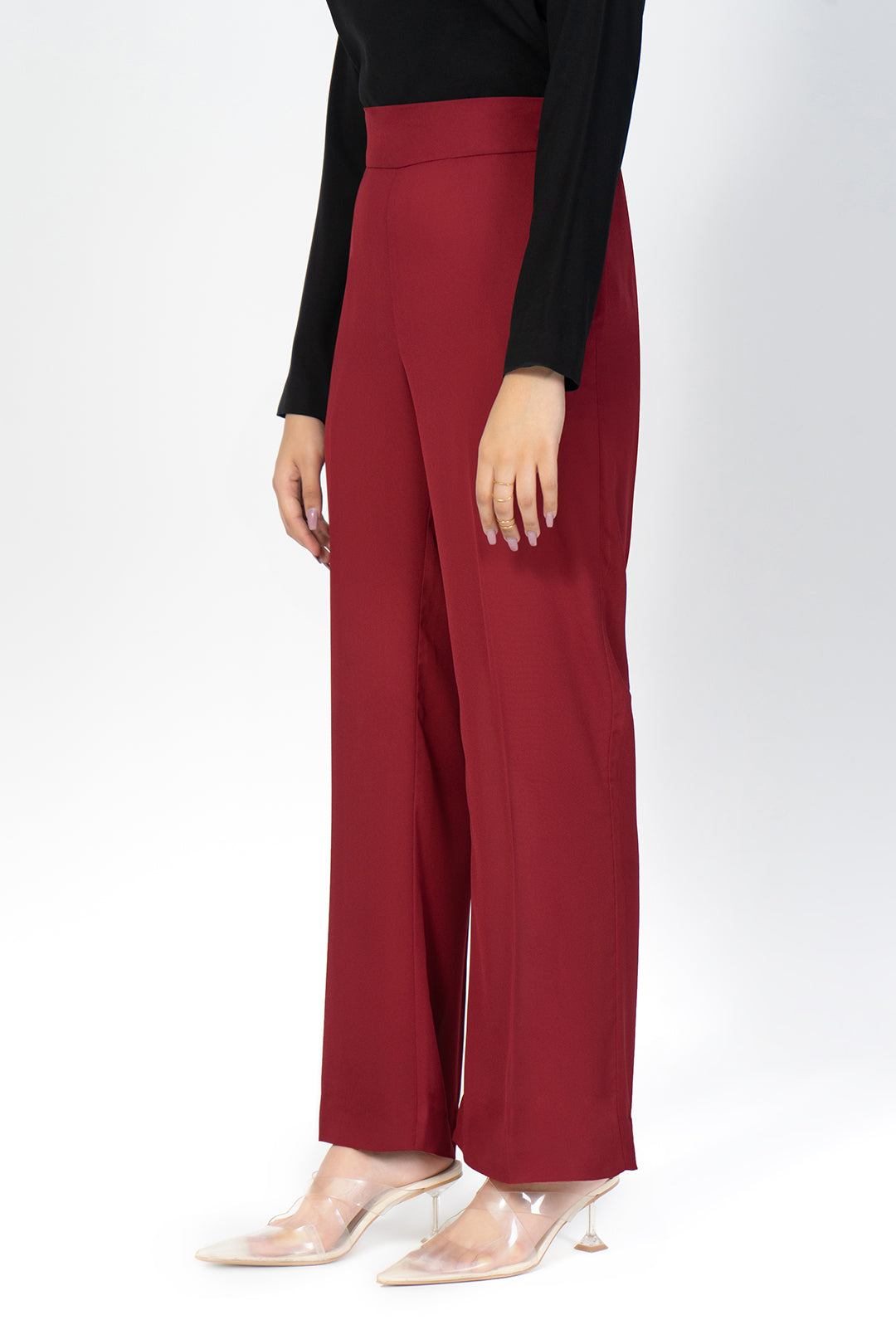 https://cdn.shopify.com/s/files/1/0611/8585/1568/products/W.FW22.248.P-1.jpg?v=1736337024