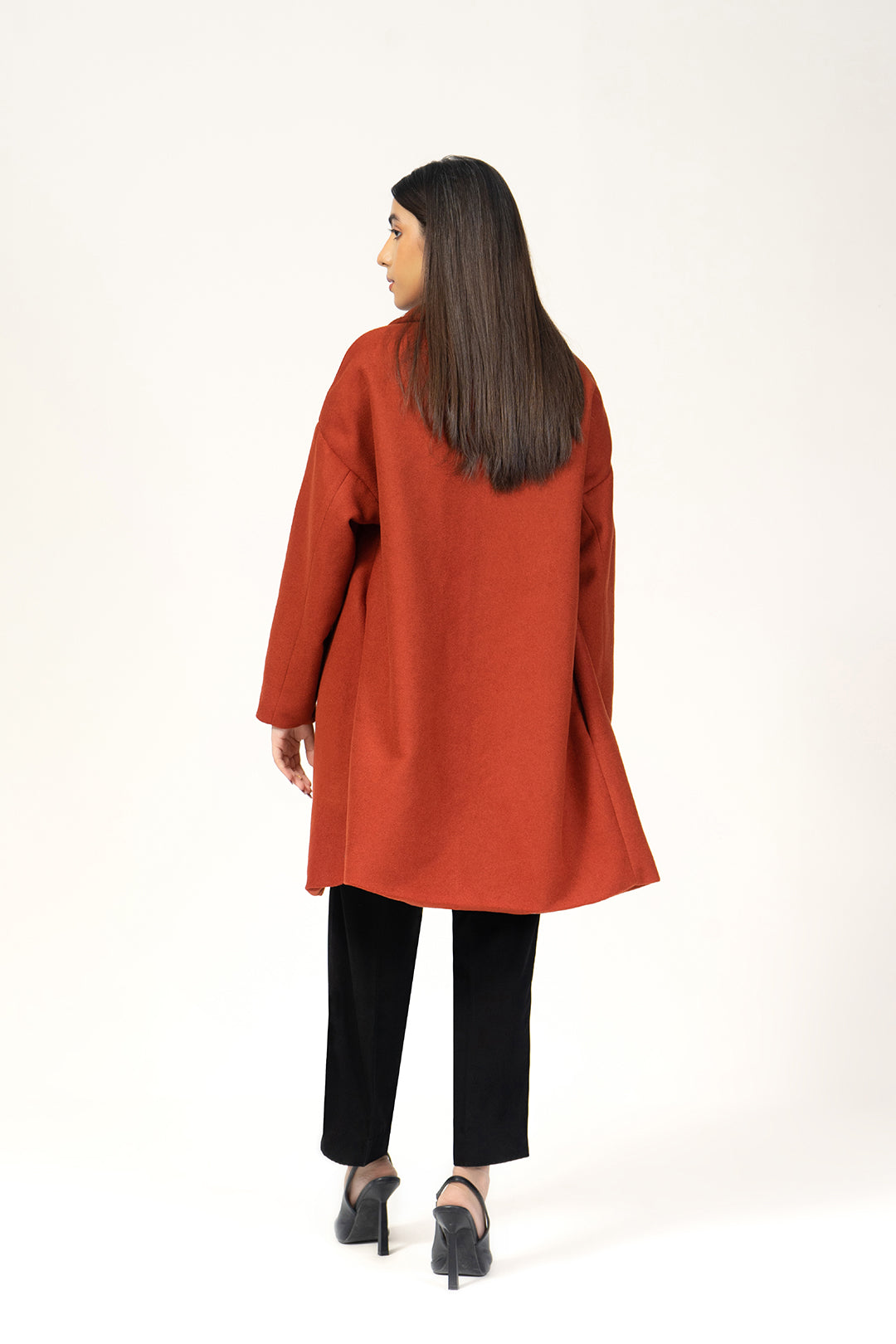 https://cdn.shopify.com/s/files/1/0611/8585/1568/files/W.FW22.256.T-4.jpg?v=1736337253