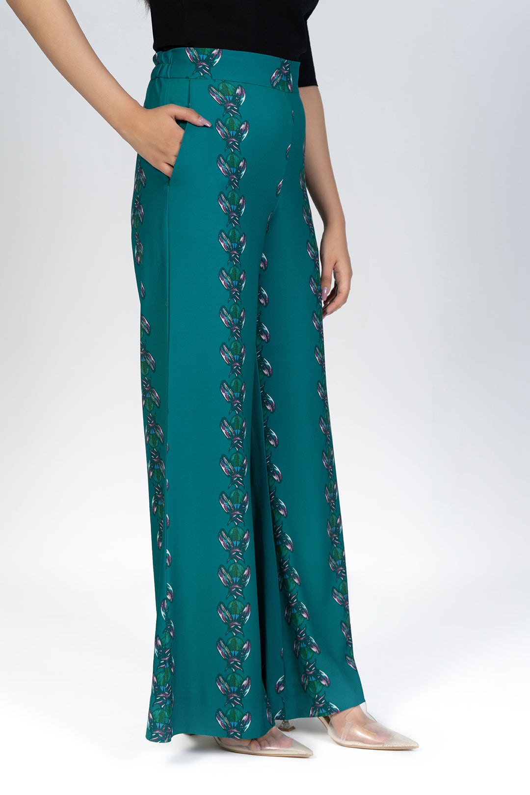 https://cdn.shopify.com/s/files/1/0611/8585/1568/products/W.FW22.267.P-2.jpg?v=1736337236