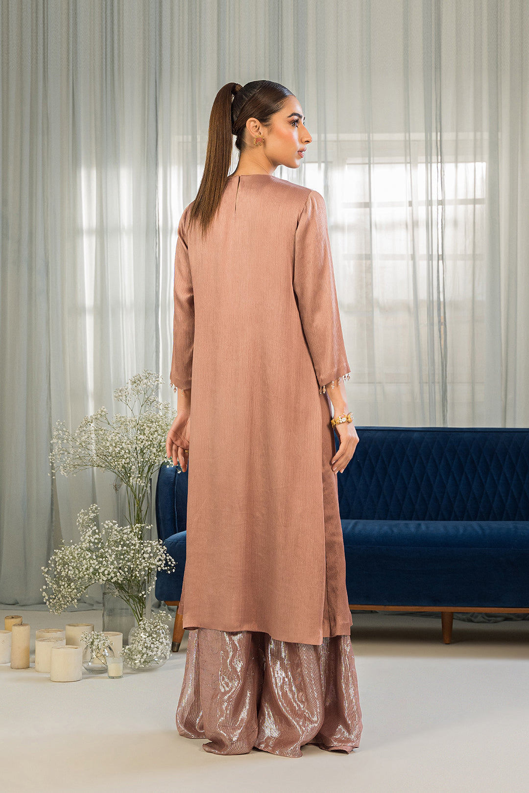 https://cdn.shopify.com/s/files/1/0611/8585/1568/products/W.FW23.001.T-4.jpg?v=1736336758