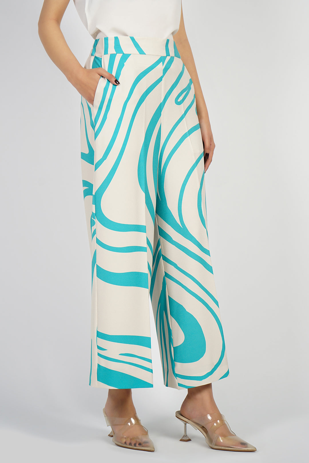 https://cdn.shopify.com/s/files/1/0611/8585/1568/products/W.FW23.040.P-2.jpg?v=1736336743