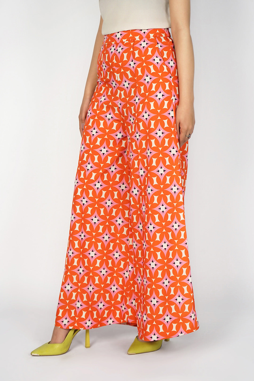https://cdn.shopify.com/s/files/1/0611/8585/1568/products/W.FW23.055.P-1.jpg?v=1736336728