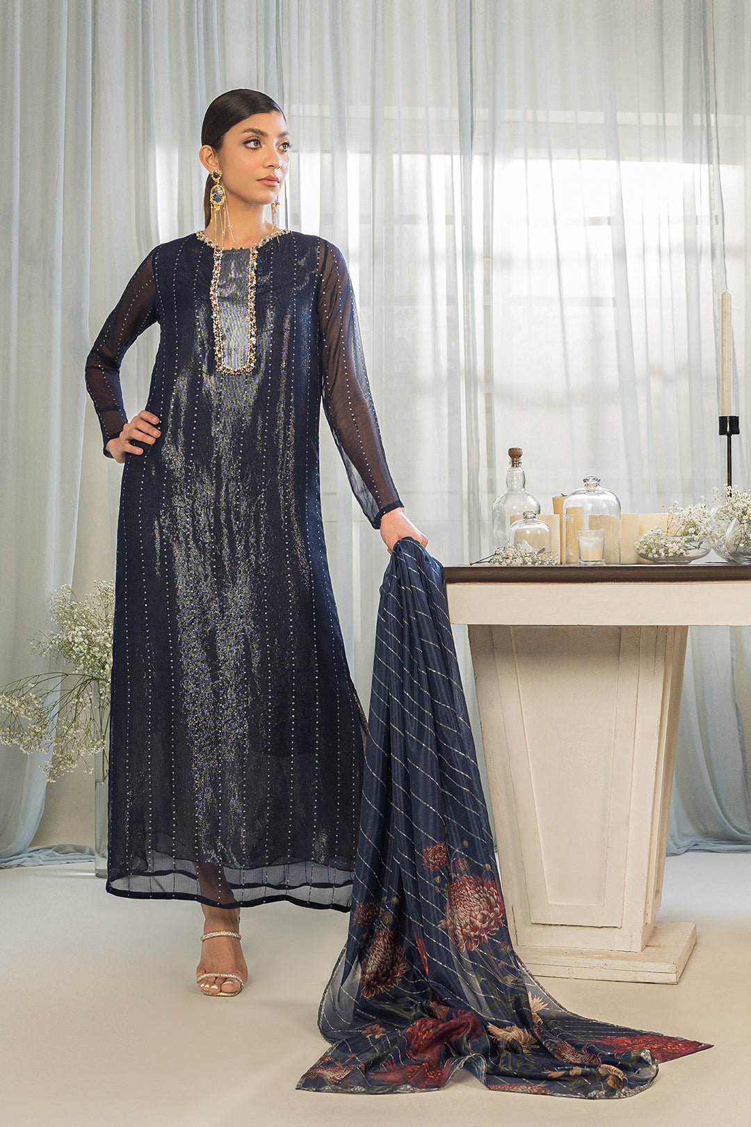 https://cdn.shopify.com/s/files/1/0611/8585/1568/products/W.FW23.063.T-3.jpg?v=1736336759