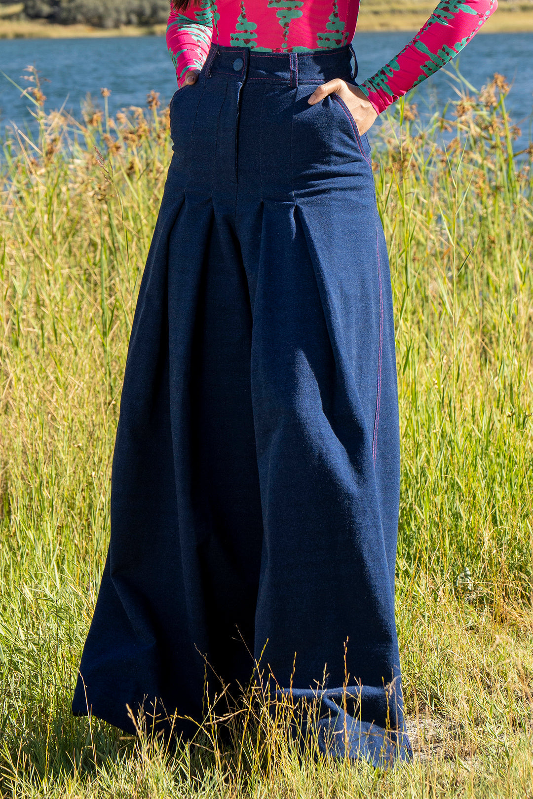 https://cdn.shopify.com/s/files/1/0611/8585/1568/files/W.FW23.104.P-1.jpg?v=1736335916
