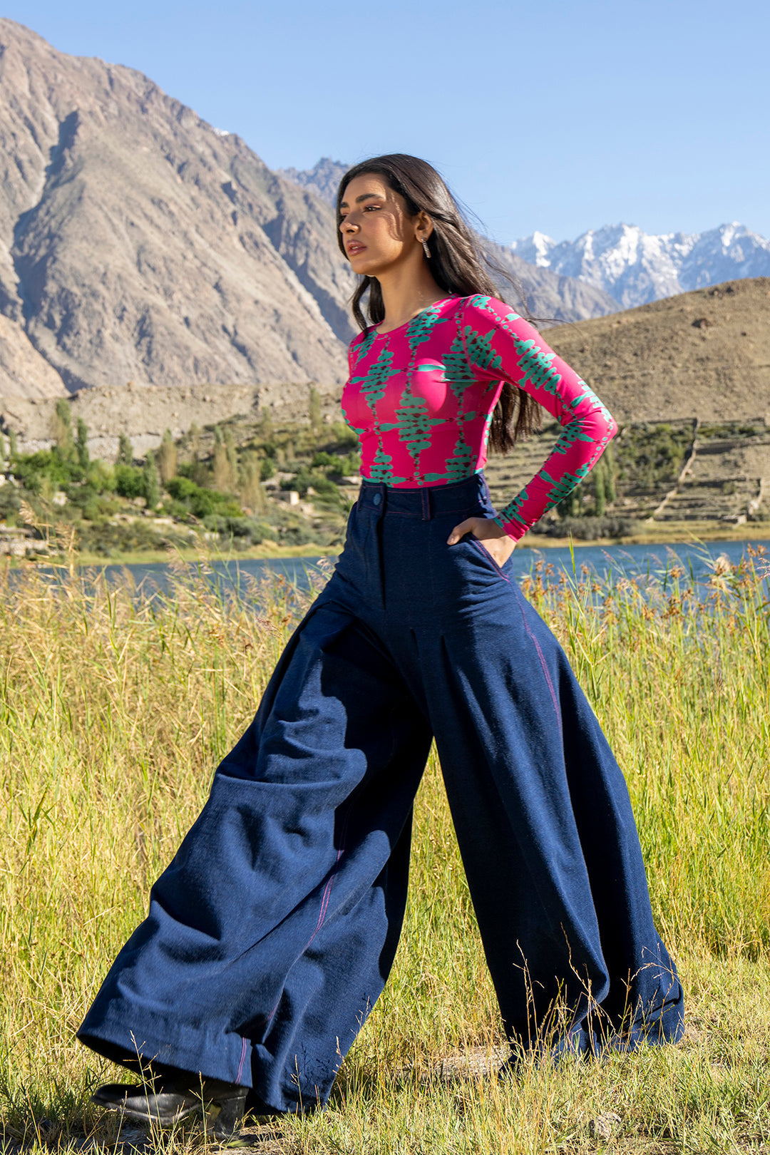 https://cdn.shopify.com/s/files/1/0611/8585/1568/files/W.FW23.104.P-3.jpg?v=1736335917
