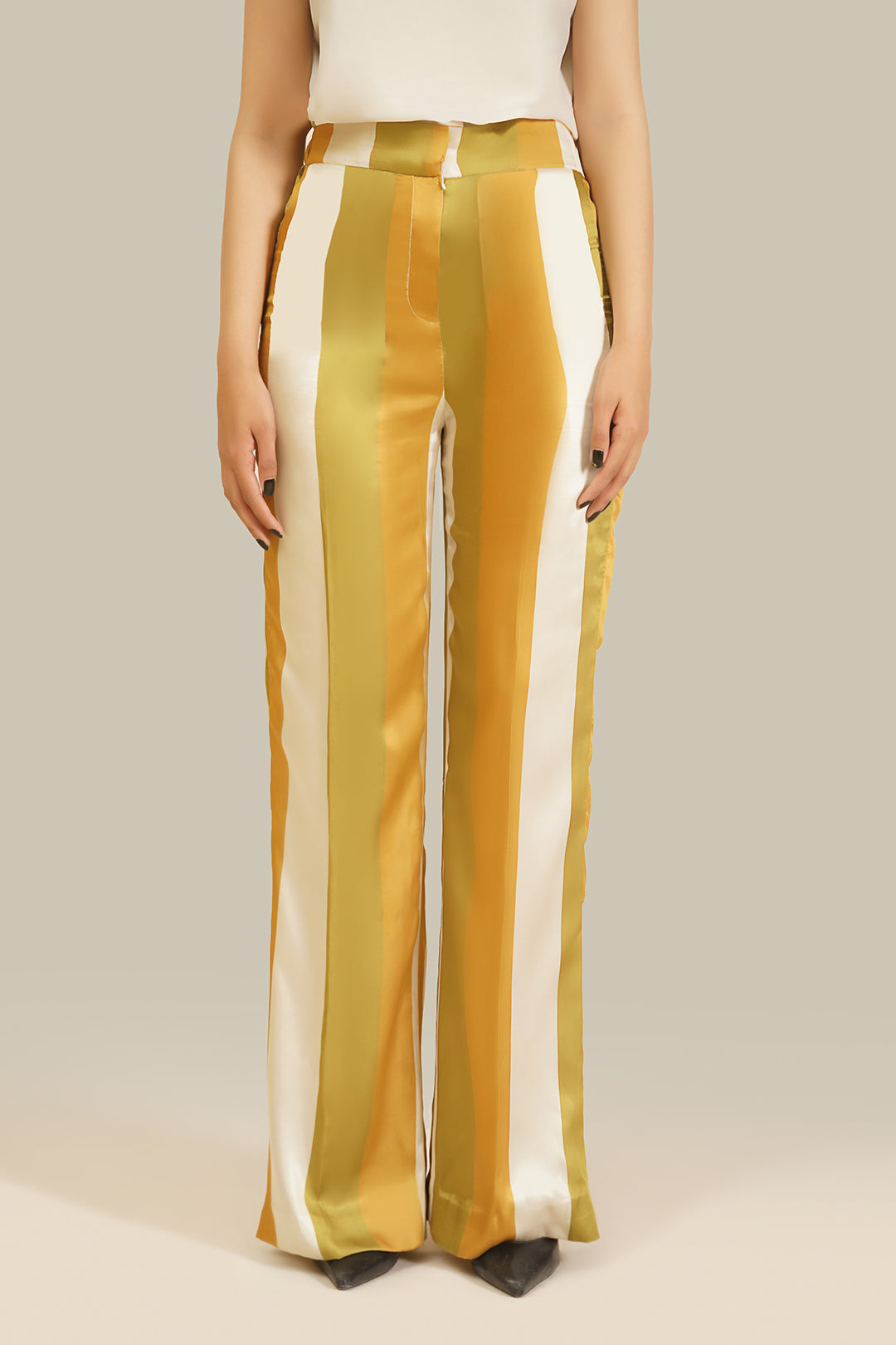 https://cdn.shopify.com/s/files/1/0611/8585/1568/files/W.FW23.105.P-3.jpg?v=1736335914