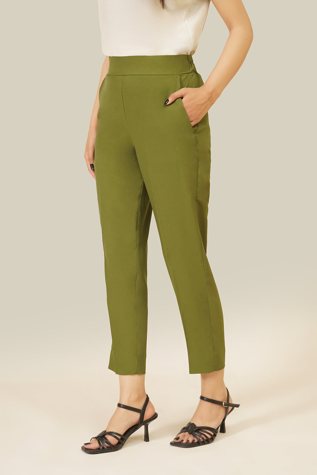 https://cdn.shopify.com/s/files/1/0611/8585/1568/files/W.FW23.121.P-2.jpg?v=1736335885