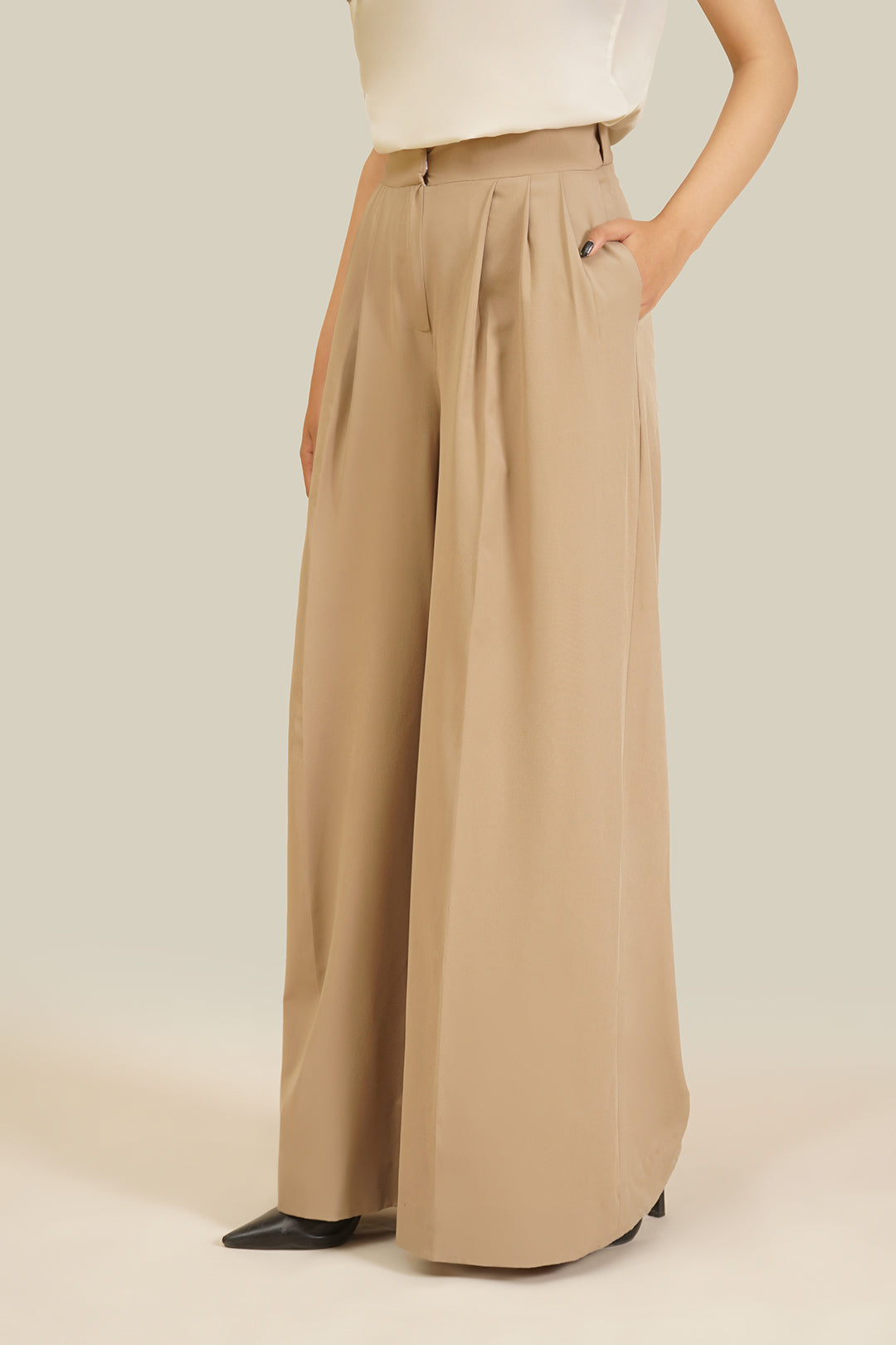 https://cdn.shopify.com/s/files/1/0611/8585/1568/files/W.FW23.125.P-1.jpg?v=1736335882