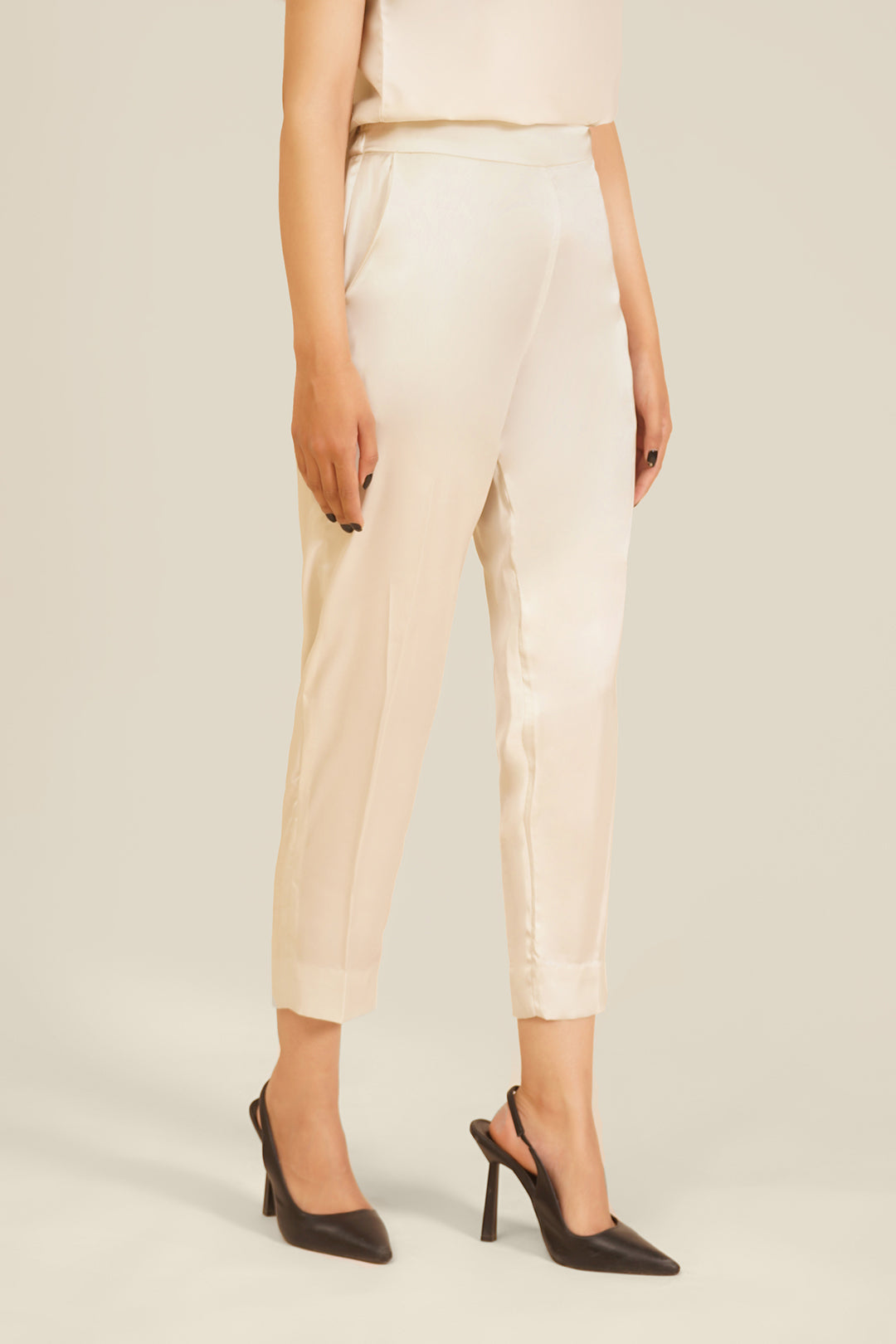 https://cdn.shopify.com/s/files/1/0611/8585/1568/files/W.FW23.151.P-2.jpg?v=1736335824