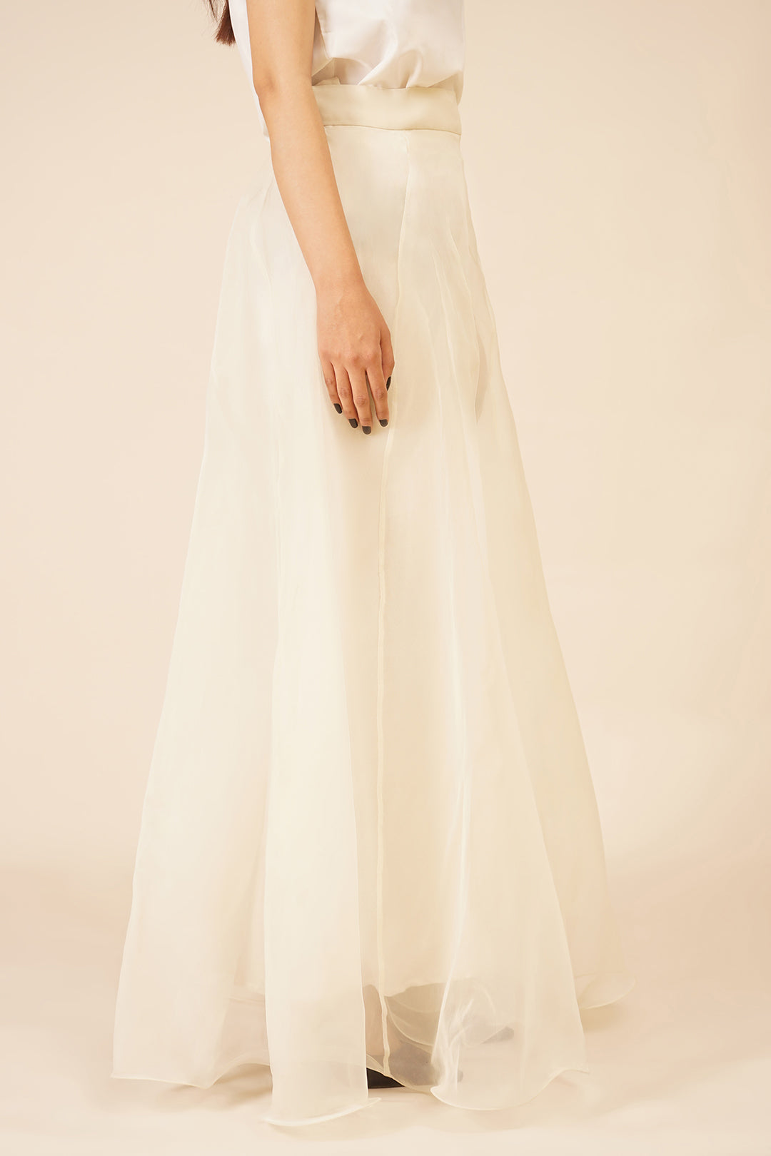 https://cdn.shopify.com/s/files/1/0611/8585/1568/files/W.FW23.171.P-2.jpg?v=1736335748