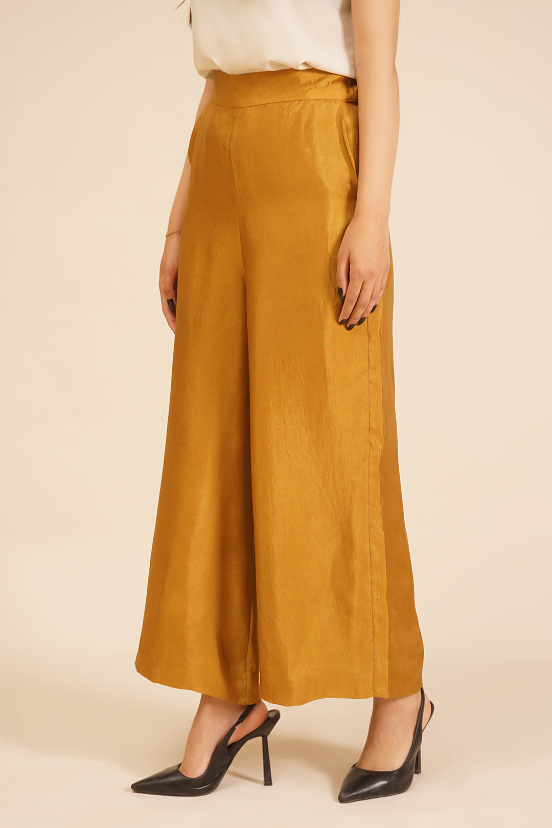https://cdn.shopify.com/s/files/1/0611/8585/1568/files/W.FW23.175.P-1.jpg?v=1736335751