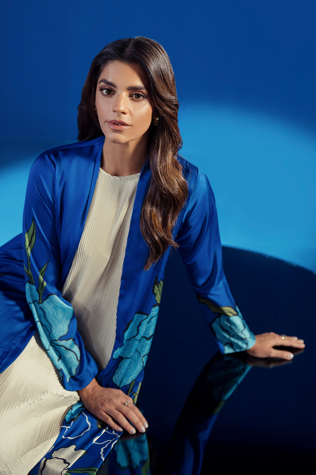 https://cdn.shopify.com/s/files/1/0611/8585/1568/files/W.FW23.189.T-3.jpg?v=1736335784
