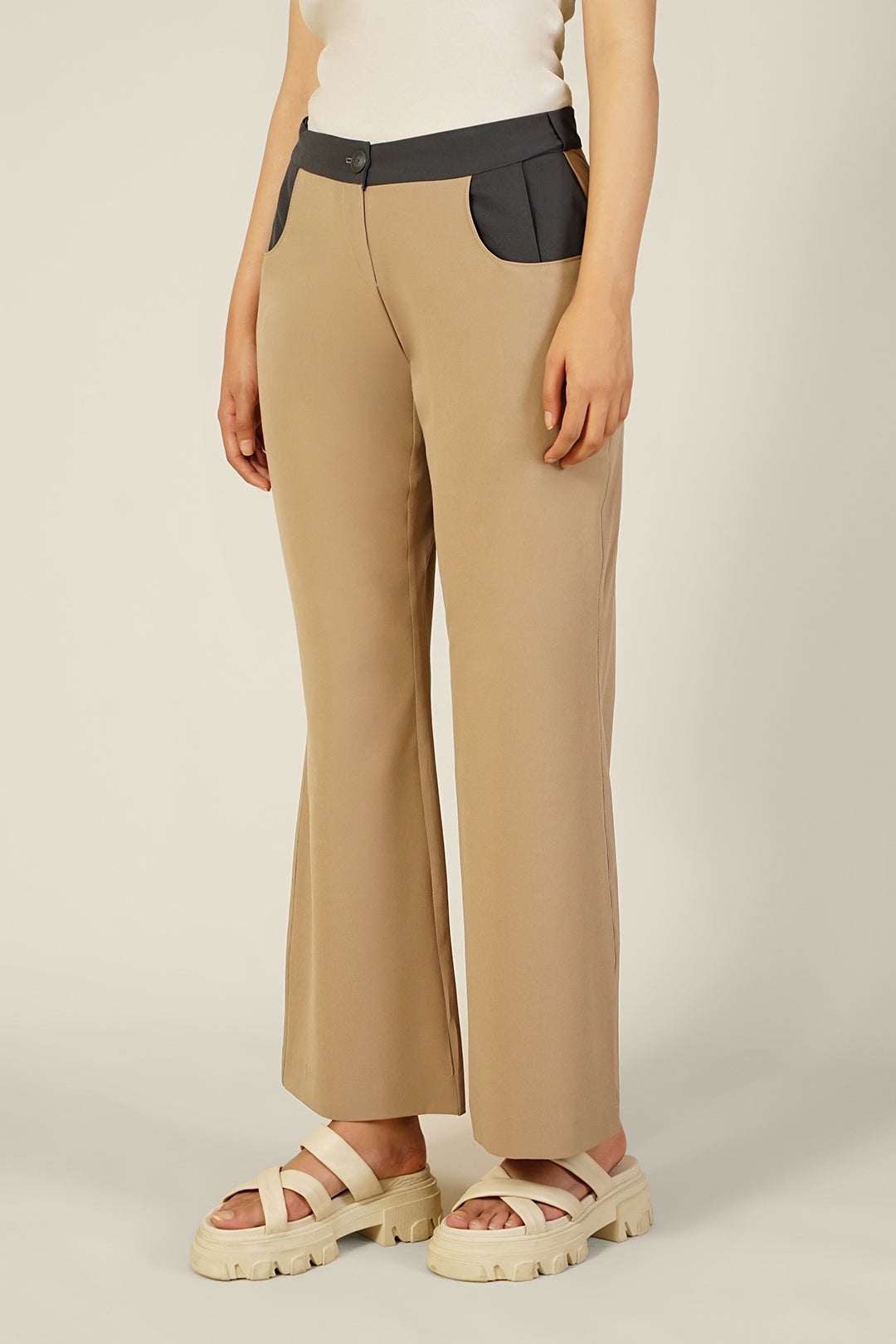https://cdn.shopify.com/s/files/1/0611/8585/1568/files/W.FW23.222.P-1.jpg?v=1736335700