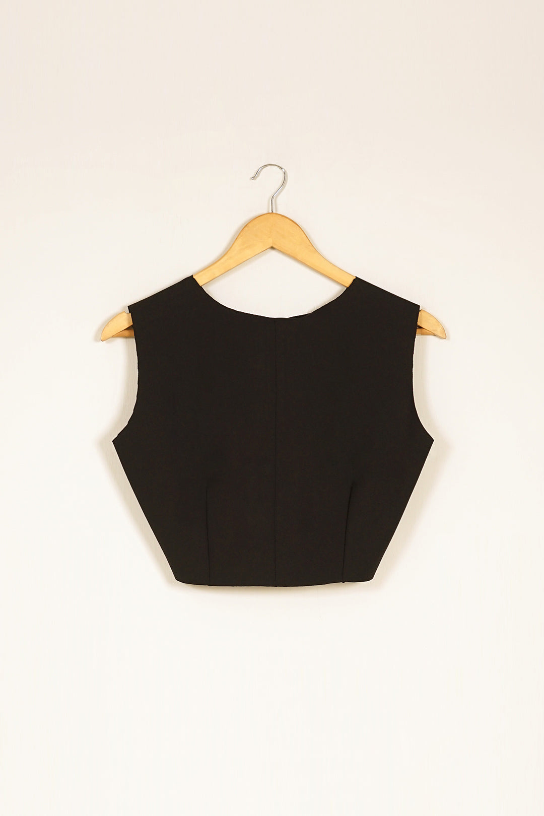 https://cdn.shopify.com/s/files/1/0611/8585/1568/files/W.FW23.224.T-1.jpg?v=1736335779
