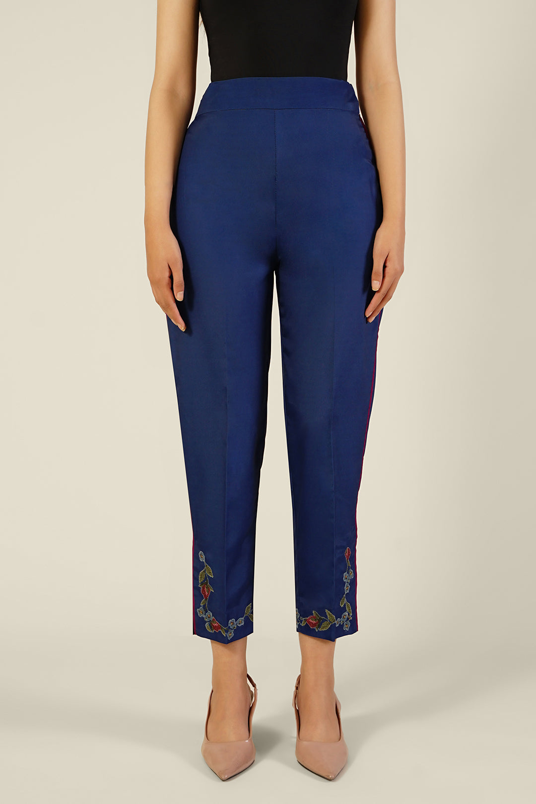 https://cdn.shopify.com/s/files/1/0611/8585/1568/files/W.FW23.276.P-3.jpg?v=1736335681
