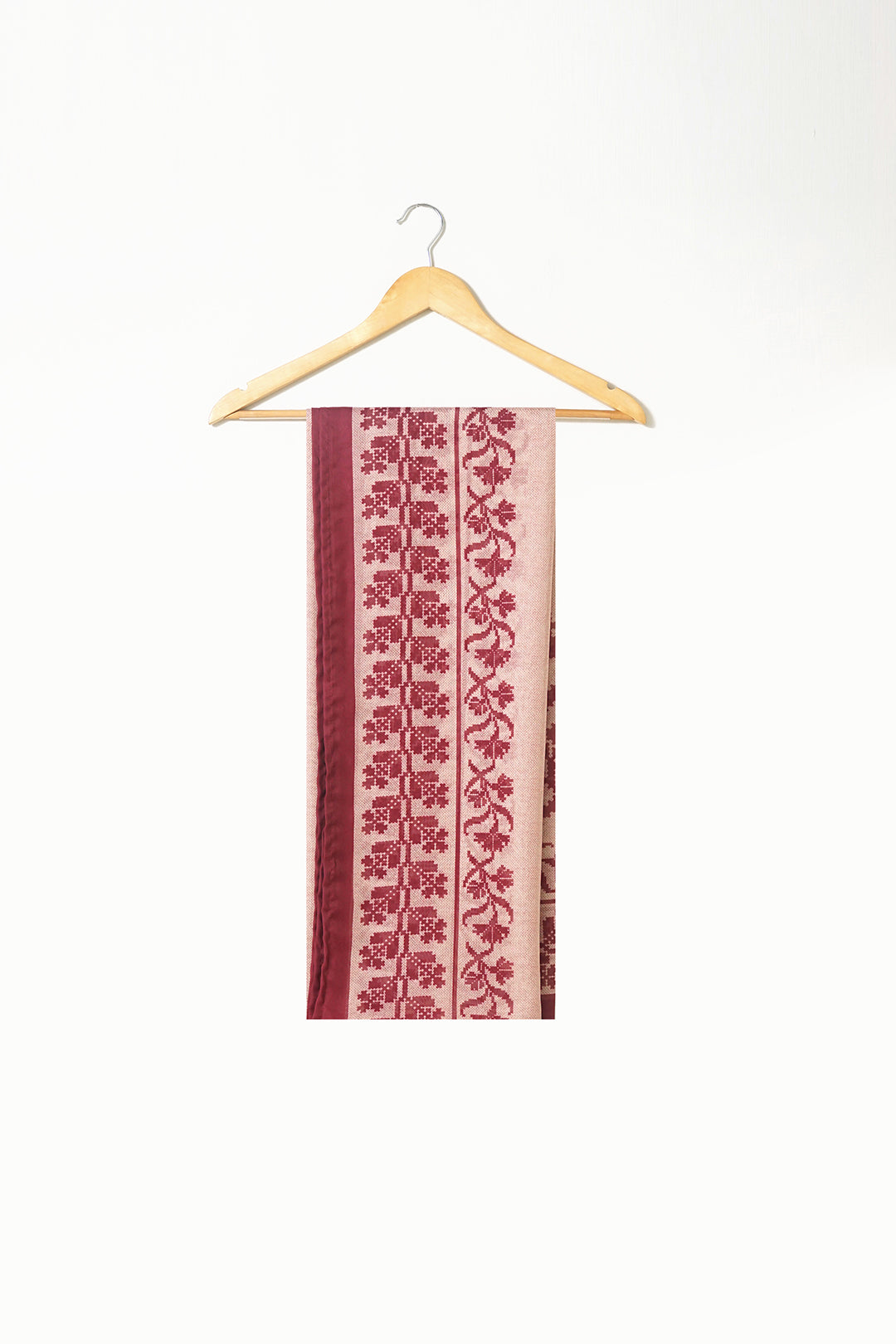 https://cdn.shopify.com/s/files/1/0611/8585/1568/files/W.FW23.284.T-2.jpg?v=1736335682