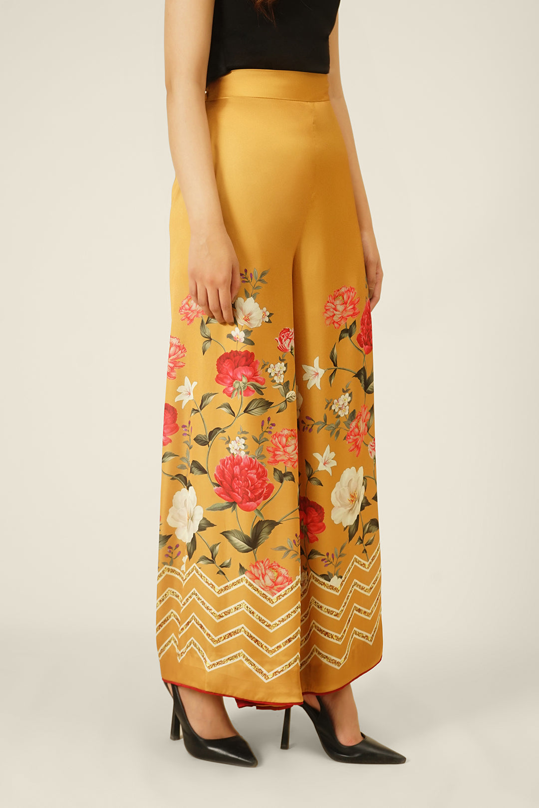 https://cdn.shopify.com/s/files/1/0611/8585/1568/files/W.FW23.297.P-2.jpg?v=1736335647
