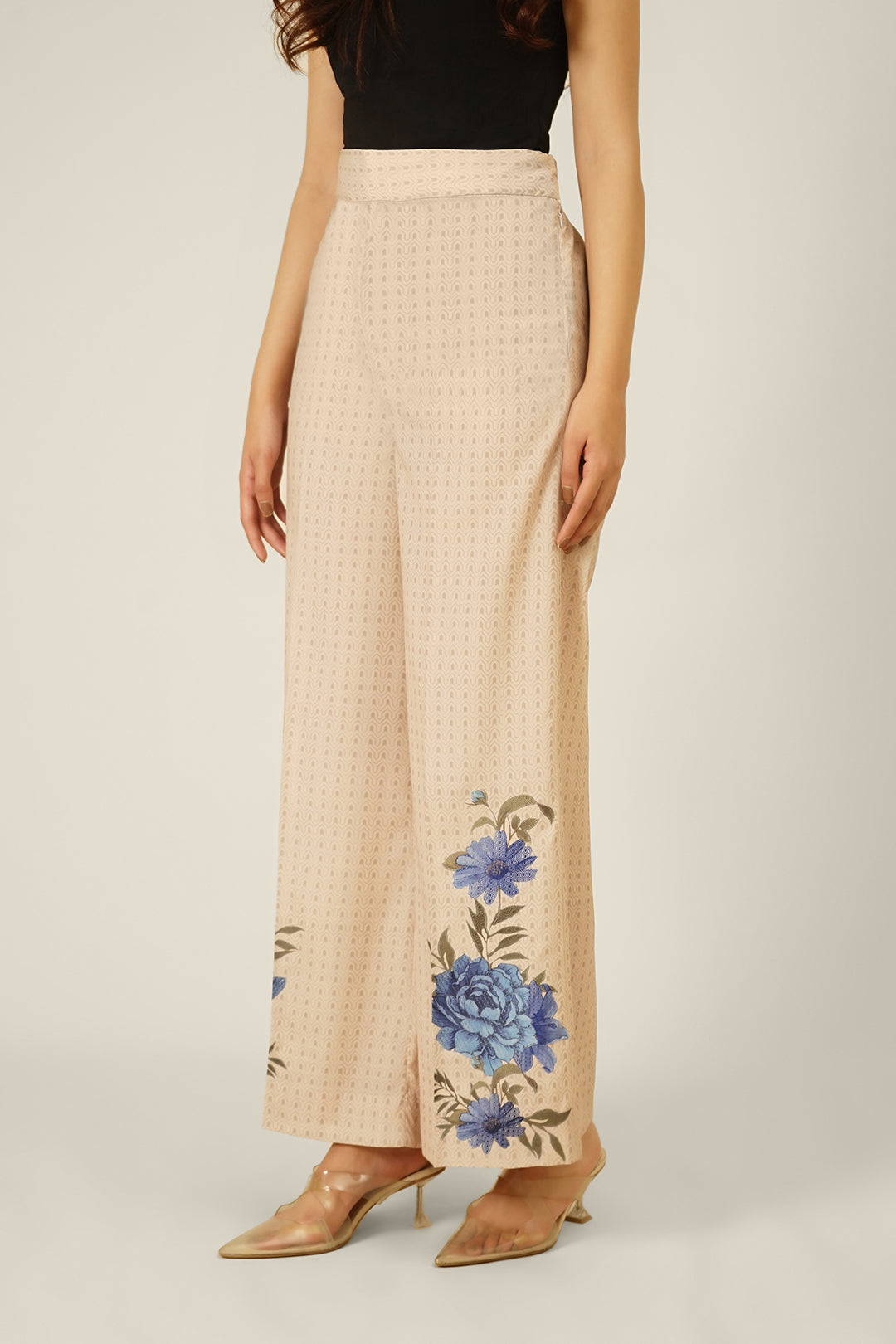 https://cdn.shopify.com/s/files/1/0611/8585/1568/files/W.FW23.309.P-1.jpg?v=1736335541