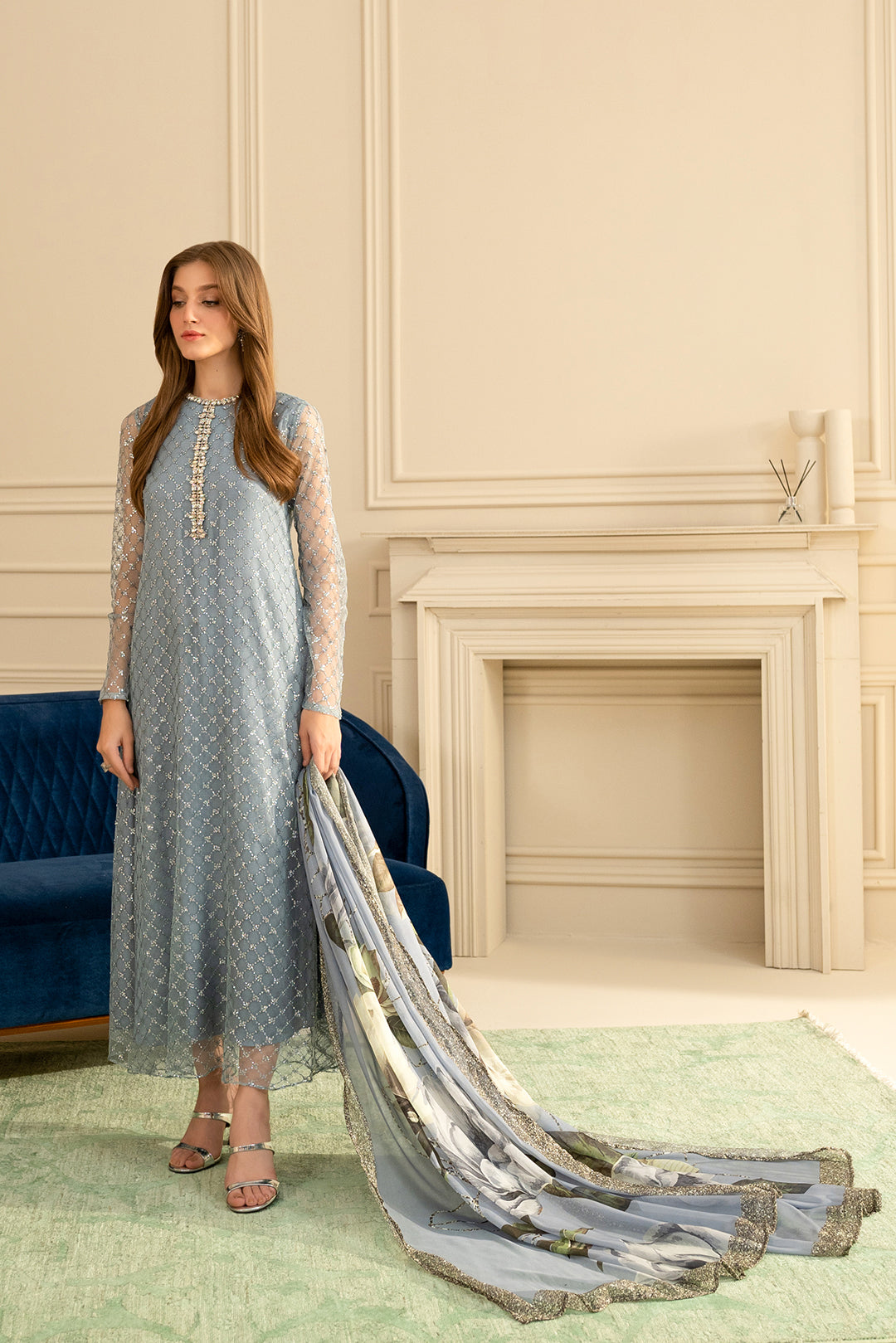 https://cdn.shopify.com/s/files/1/0611/8585/1568/files/W.FW23.311.T-3.jpg?v=1736335657