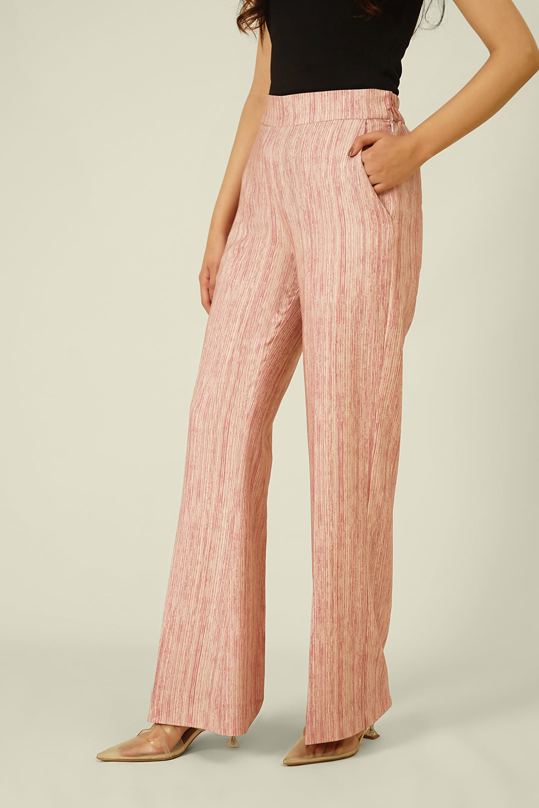 https://cdn.shopify.com/s/files/1/0611/8585/1568/files/W.FW23.375.P-1.jpg?v=1736335629