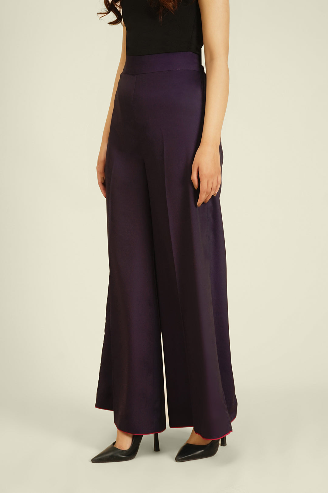 https://cdn.shopify.com/s/files/1/0611/8585/1568/files/W.FW23.376.P-1.jpg?v=1736335625