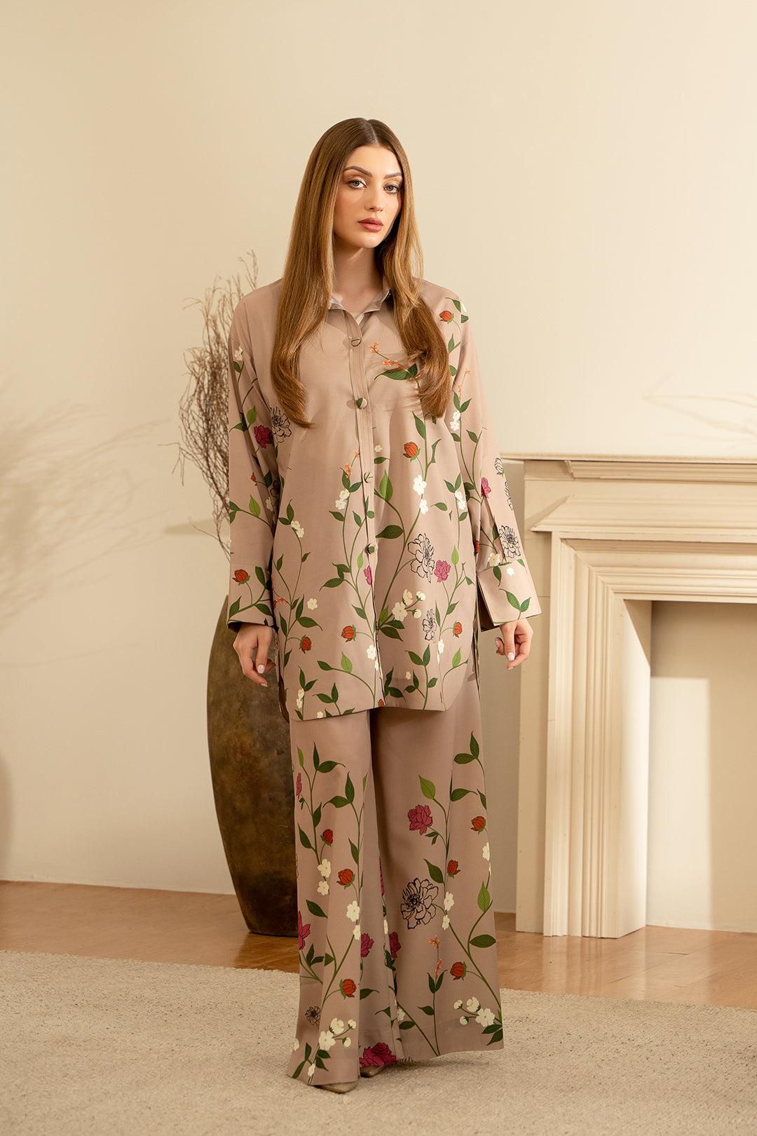 https://cdn.shopify.com/s/files/1/0611/8585/1568/files/W.FW23.387.T-1.jpg?v=1736335494