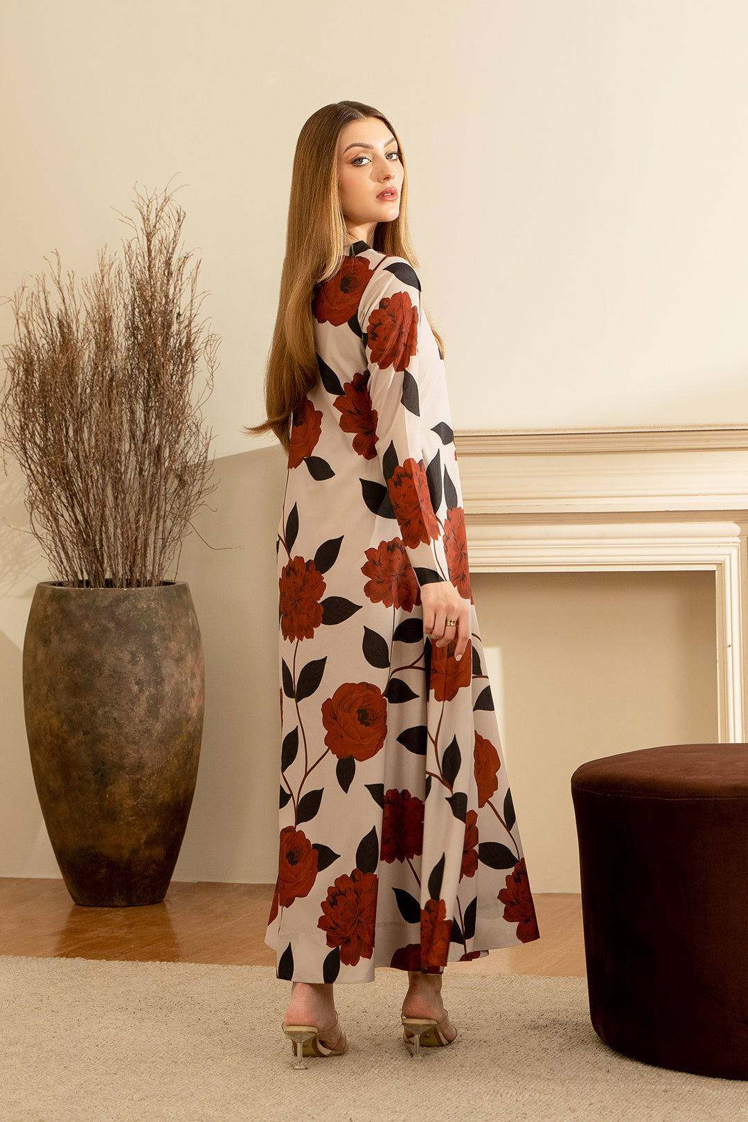 https://cdn.shopify.com/s/files/1/0611/8585/1568/files/W.FW23.392.T-4.jpg?v=1736335481